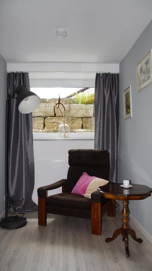Ferienwohnung Burgblick Im Neuffener Tal Mit Sauna Und Wallbox Frickenhausen  Ngoại thất bức ảnh