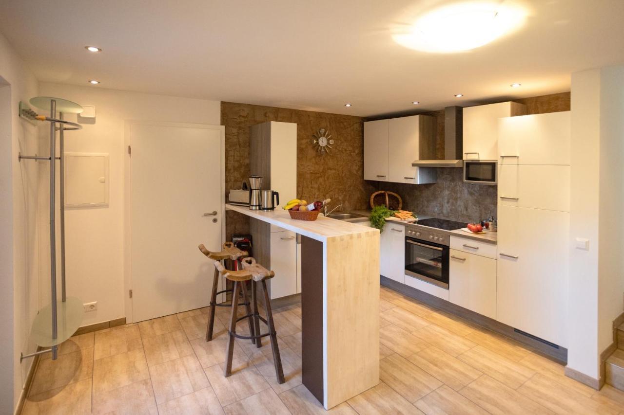 Ferienwohnung Burgblick Im Neuffener Tal Mit Sauna Und Wallbox Frickenhausen  Ngoại thất bức ảnh